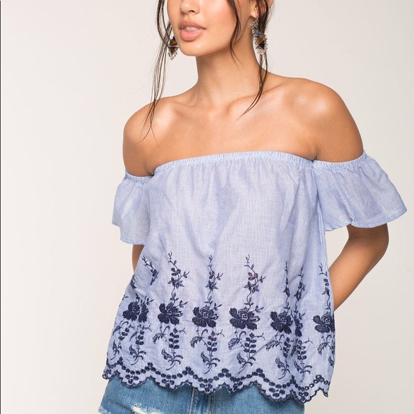 a'gaci Tops - Off the shoulder Embroidered Top